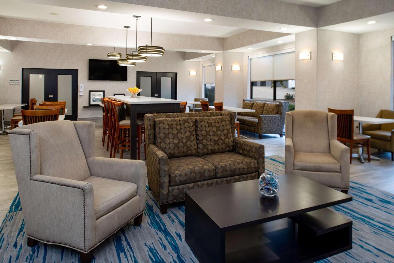 Hampton Inn Kansas City Northeast Dış mekan fotoğraf