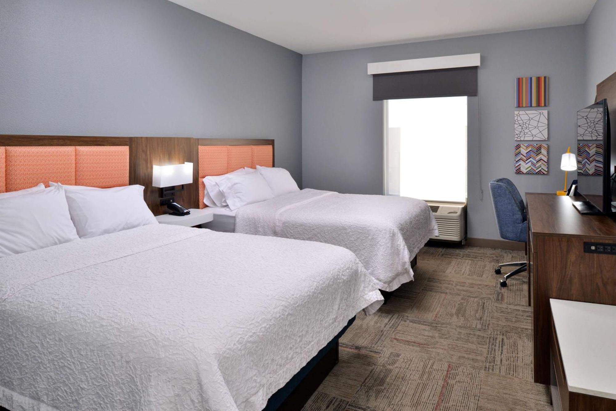 Hampton Inn Kansas City Northeast Dış mekan fotoğraf