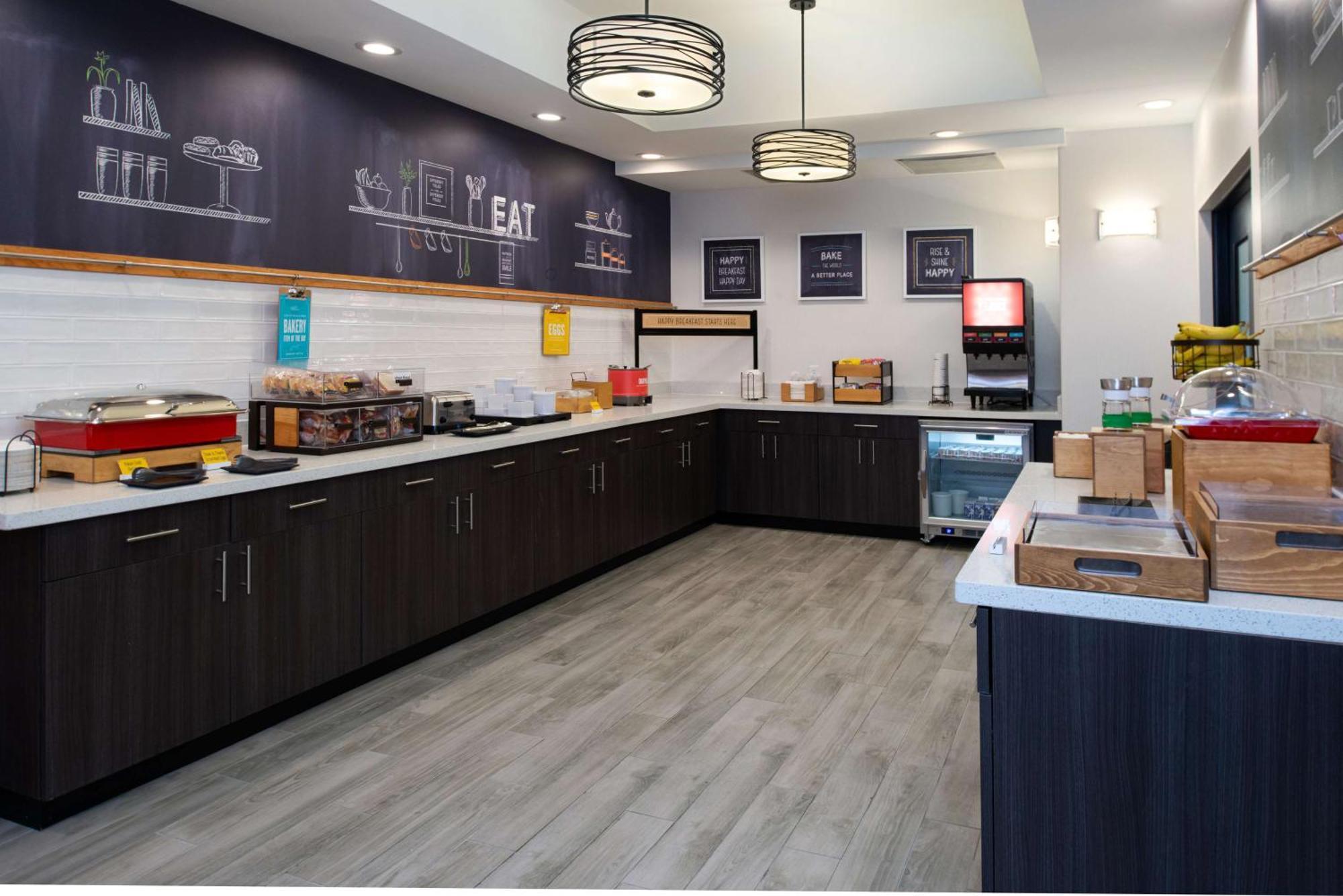 Hampton Inn Kansas City Northeast Dış mekan fotoğraf